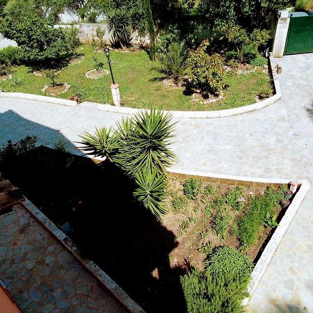 Villa Silvia Ágios Matthaíos Kültér fotó