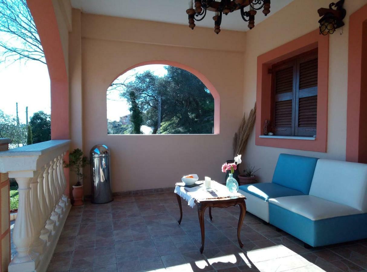 Villa Silvia Ágios Matthaíos Kültér fotó